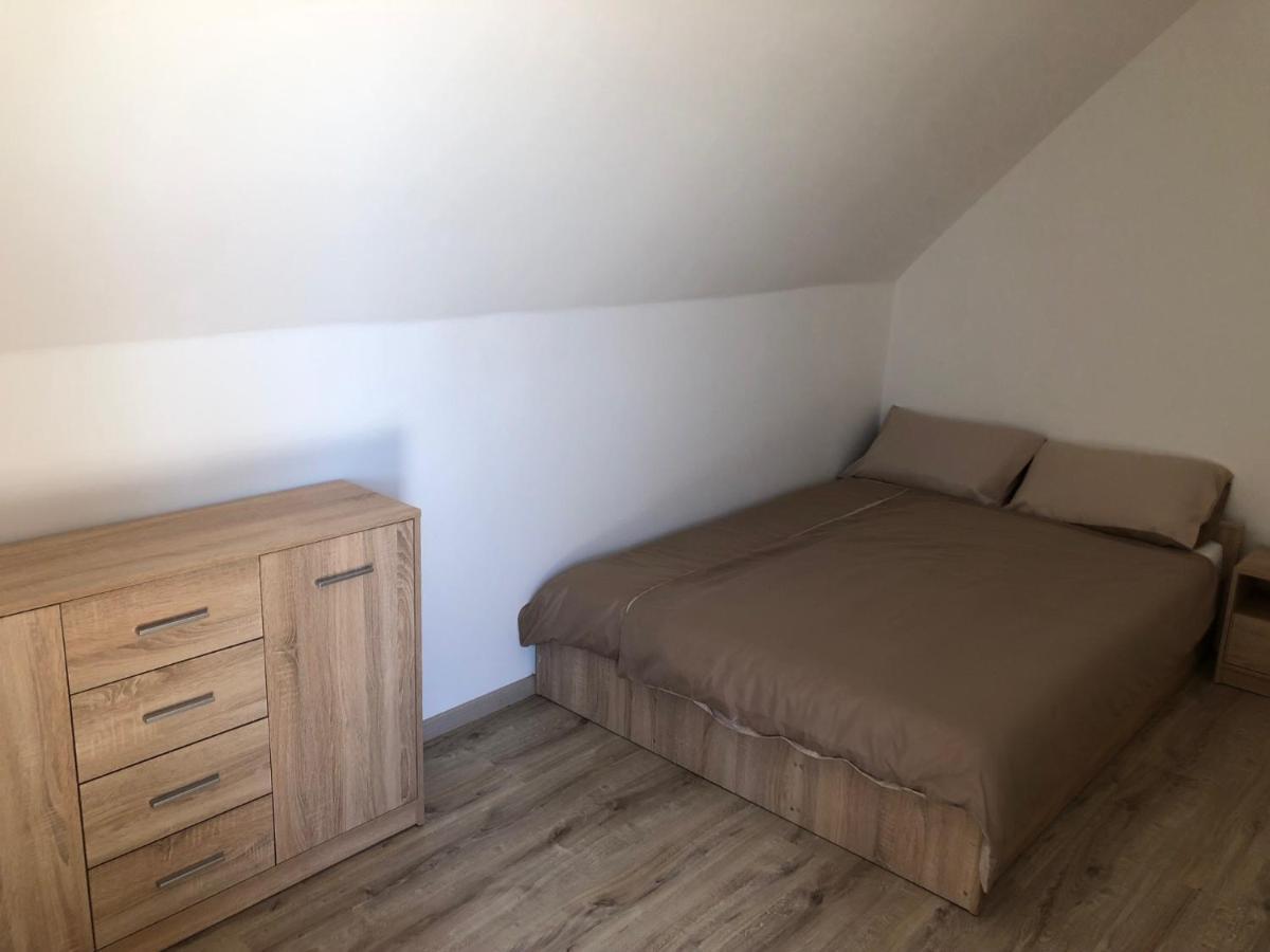 Pupos Apartman Szigliget Exterior foto